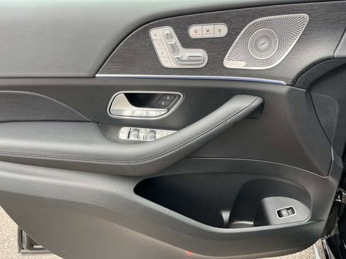 Used 2025 Mercedes-Benz GLE 350 4MATIC image 17