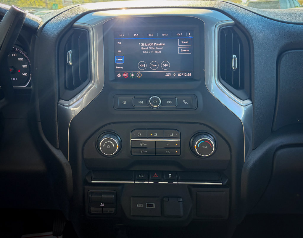 Used 2023 Chevrolet Silverado 2500 Custom w/ Custom Value Package AWD/4WD image 5