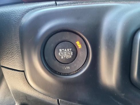 Used 2021 Jeep Wrangler Unlimited Rubicon AWD/4WD image 20