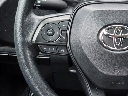 Used 2024 Toyota Corolla LE image 15