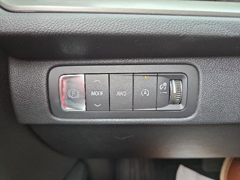 New 2026 Chevrolet Traverse LT w/ Midnight/Sport Edition AWD/4WD image 46
