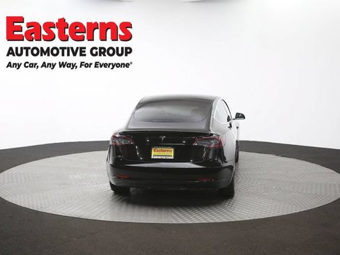 Used 2019 Tesla Model 3 Standard Range RWD image 30