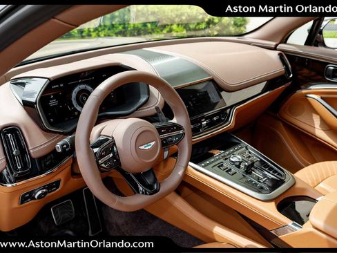 New 2025 Aston Martin DBX 707 image 11