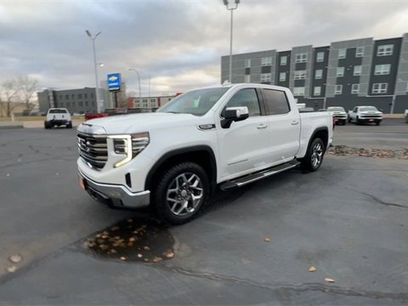 Used 2022 GMC Sierra 1500 SLT w/ SLT Premium Package