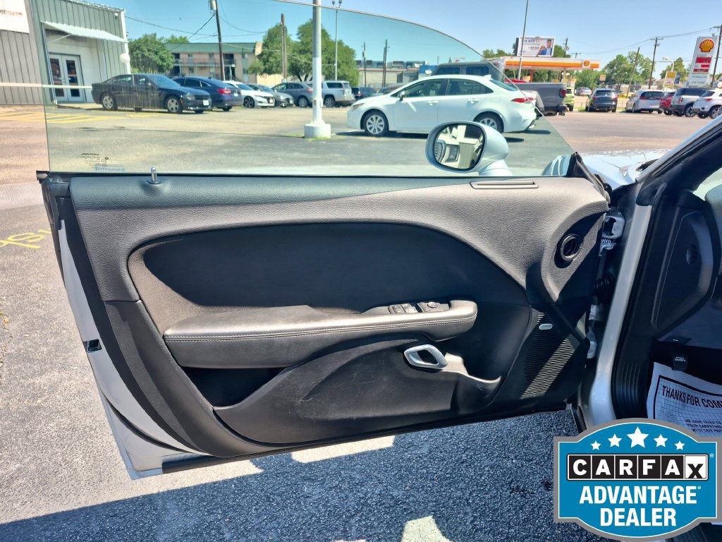 Used 2023 Dodge Challenger GT AWD/4WD image 21