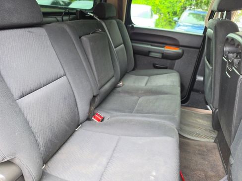 Used 2011 Chevrolet Silverado 1500 LS AWD/4WD image 15