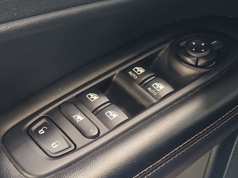 Used 2018 Jeep Compass Limited w/ Safe & Security Group image 27