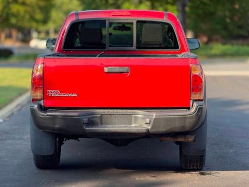 Used 2012 Toyota Tacoma 4x4 Access Cab w/ Convenience Pkg image 5