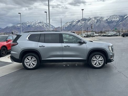 Certified 2025 GMC Acadia Elevation w/ Elevation Premium Package image 26