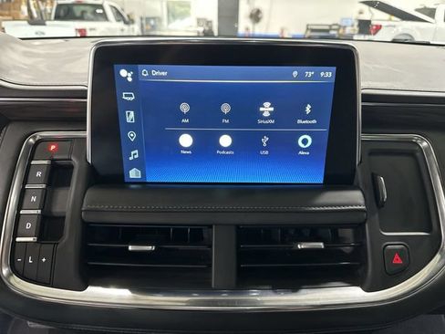 Used 2023 Chevrolet Suburban Z71 w/ Z71 Off-Road Package AWD/4WD image 16