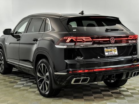 Used 2026 Volkswagen Atlas Cross Sport SEL Premium R-Line AWD/4WD image 4