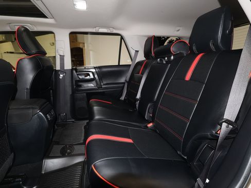 Used 2023 Toyota 4Runner TRD Off-Road Premium w/ Moonroof Package AWD/4WD image 24