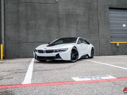 Used 2014 BMW i8 image 19