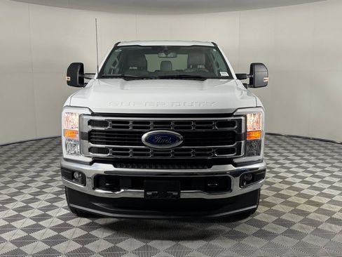 Used 2023 Ford F350 XLT w/ FX4 Off-Road Package image 11
