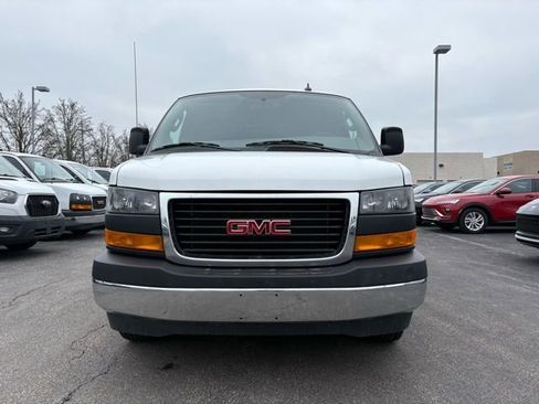 Used 2024 GMC Savana 2500 w/ Driver Convenience Package image 16