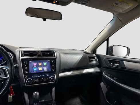 Used 2018 Subaru Legacy 2.5i Premium image 19