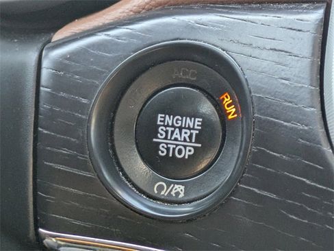 Used 2018 Jeep Grand Cherokee Summit w/ Trailer Tow Group IV image 31