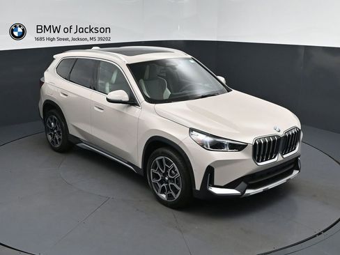 New 2026 BMW X1 xDrive28i w/ Convenience Package AWD/4WD image 1
