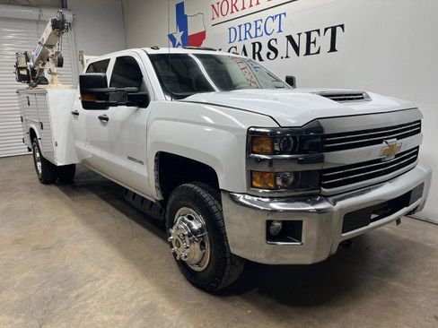 Used 2017 Chevrolet Silverado 3500 W/T w/ WT Fleet Convenience Package image 2