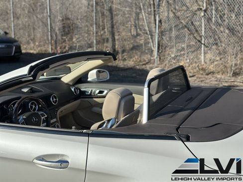 Used 2014 Mercedes-Benz SL 550 image 26