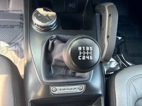 Used 2024 Ford Bronco Big Bend AWD/4WD image 19