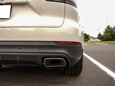 Used 2020 Porsche Cayenne AWD/4WD image 65