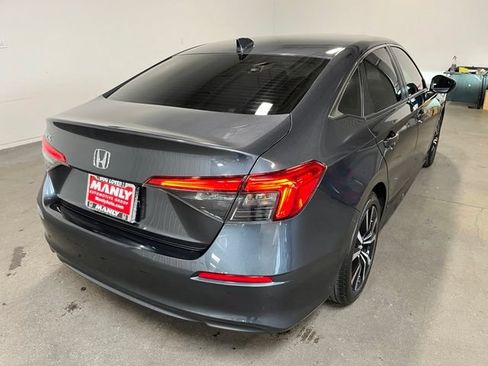 Used 2024 Honda Civic EX image 3