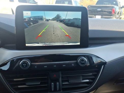 Used 2022 Ford Escape SE w/ Convenience Package image 17