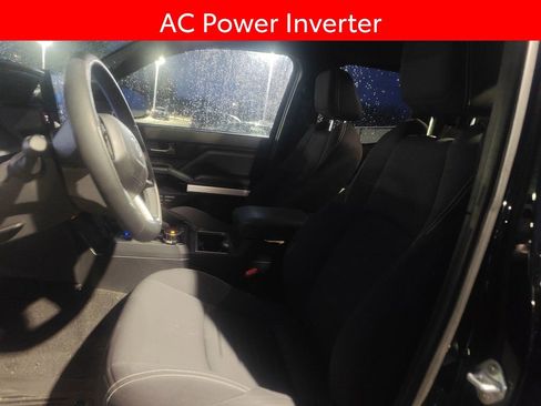 Used 2024 Toyota Tacoma TRD Off-Road w/ TRD Off Road Upgrade Package image 8