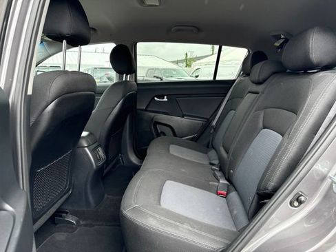 Used 2014 Kia Sportage LX AWD/4WD image 16