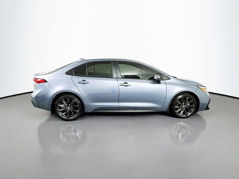 Used 2024 Toyota Corolla SE image 4