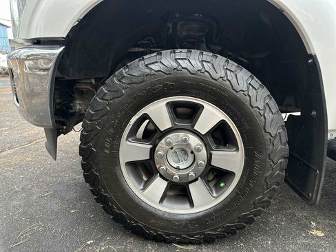 Used 2016 Ford F350 Lariat w/ Lariat Ultimate Package image 18