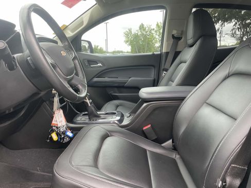 Used 2022 Chevrolet Colorado Z71 AWD/4WD image 14
