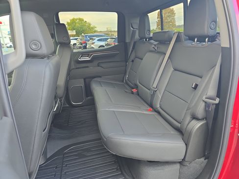 New 2026 GMC Sierra 1500 SLT w/ SLT Premium Plus Package image 11