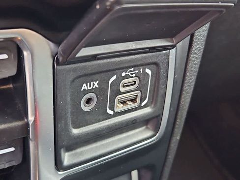 Used 2024 Jeep Wrangler Unlimited Rubicon image 30