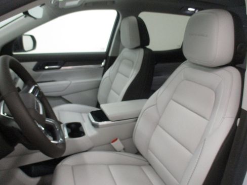 New 2026 GMC Terrain Denali AWD/4WD image 16