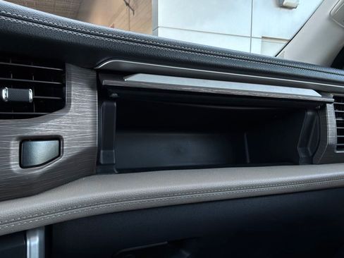 Used 2024 Ford Expedition Limited RWD image 41