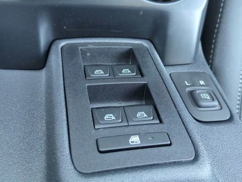 New 2025 Ford Bronco Badlands image 23