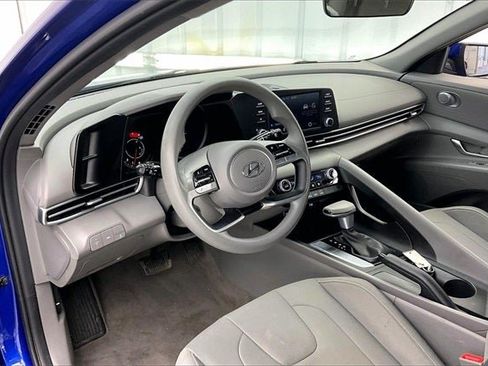 Certified 2023 Hyundai Elantra SEL w/ Cargo Package image 16