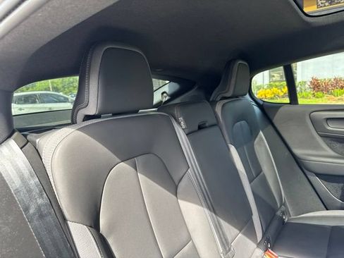 Used 2023 Volvo C40 Recharge Core w/ Climate Package AWD/4WD image 16