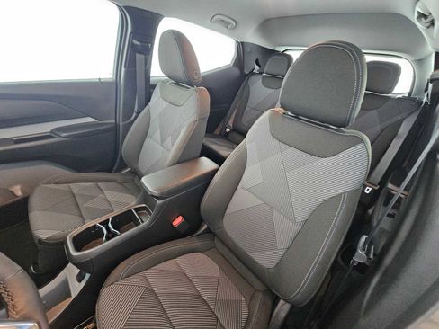 New 2027 Chevrolet Bolt LT w/ Comfort Package FWD image 21