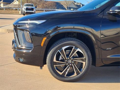 New 2026 Buick Enclave Sport Touring w/ Power Package image 8