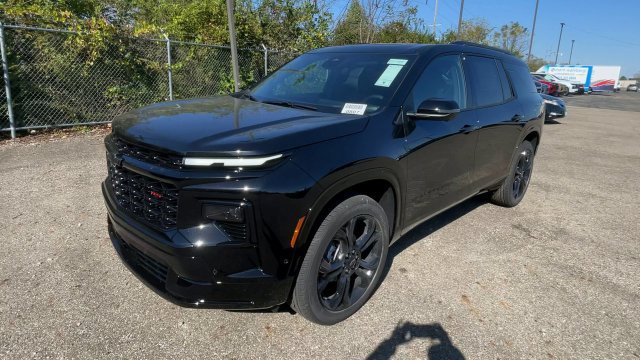 New 2027 Chevrolet Traverse RS w/ LPO, Floor Liner Package AWD/4WD image 6