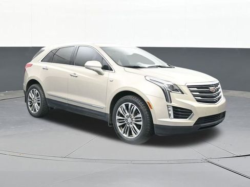 Used 2017 Cadillac XT5 Premium Luxury image 1