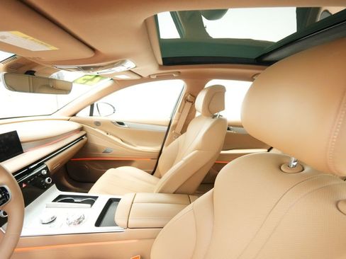 Used 2025 Genesis G80 2.5T Advanced image 18