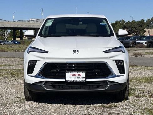 New 2026 Buick Encore GX Preferred image 2