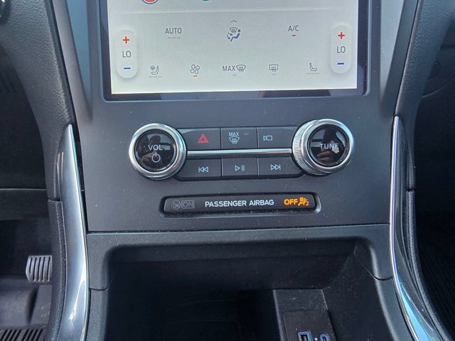 Used 2024 Ford Edge Titanium w/ Equipment Group 301A AWD/4WD image 24