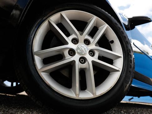 Used 2013 Chevrolet Impala LTZ FWD image 16