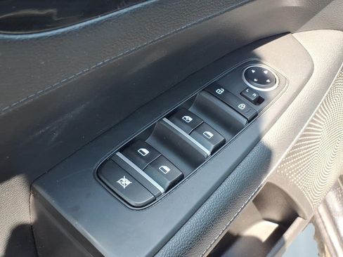 Used 2023 Kia Forte GT-Line w/ GT-Line Technology Package FWD image 12