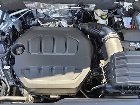 New 2026 Volkswagen Atlas Cross Sport SE image 19